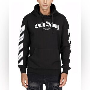 LEFT POINT LEFT POINT
ONLY BELONG HOODIE SZ M